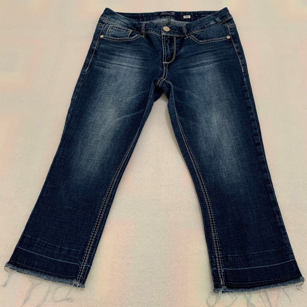 Seven7‎ Slim Straight Crop Jeans Women's 6 Dark Wash Embroidered Raw Hem Denim